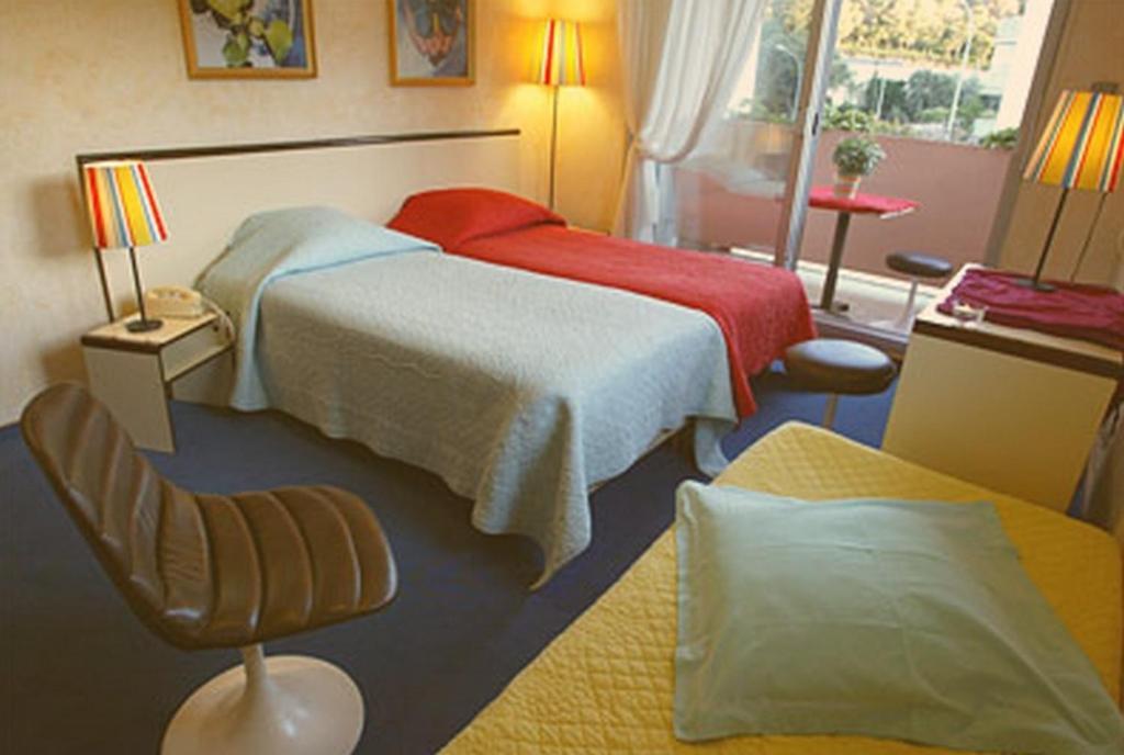 Hotel Maya Cavalaire-sur-Mer Ruang foto