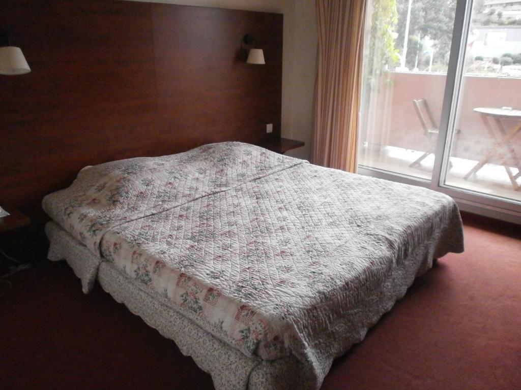 Hotel Maya Cavalaire-sur-Mer Ruang foto