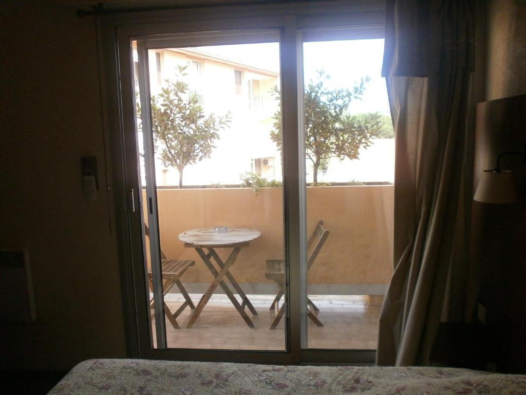 Hotel Maya Cavalaire-sur-Mer Ruang foto